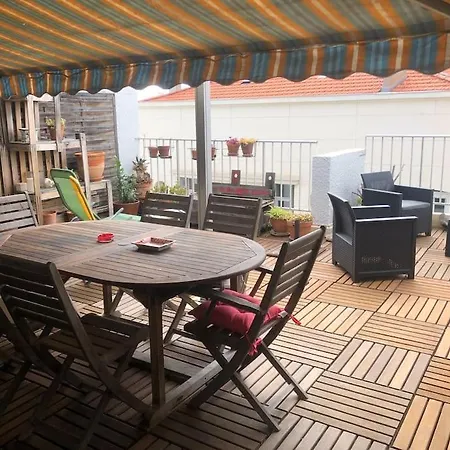 Appart 3 Avec Grande Terrasse 아파트
